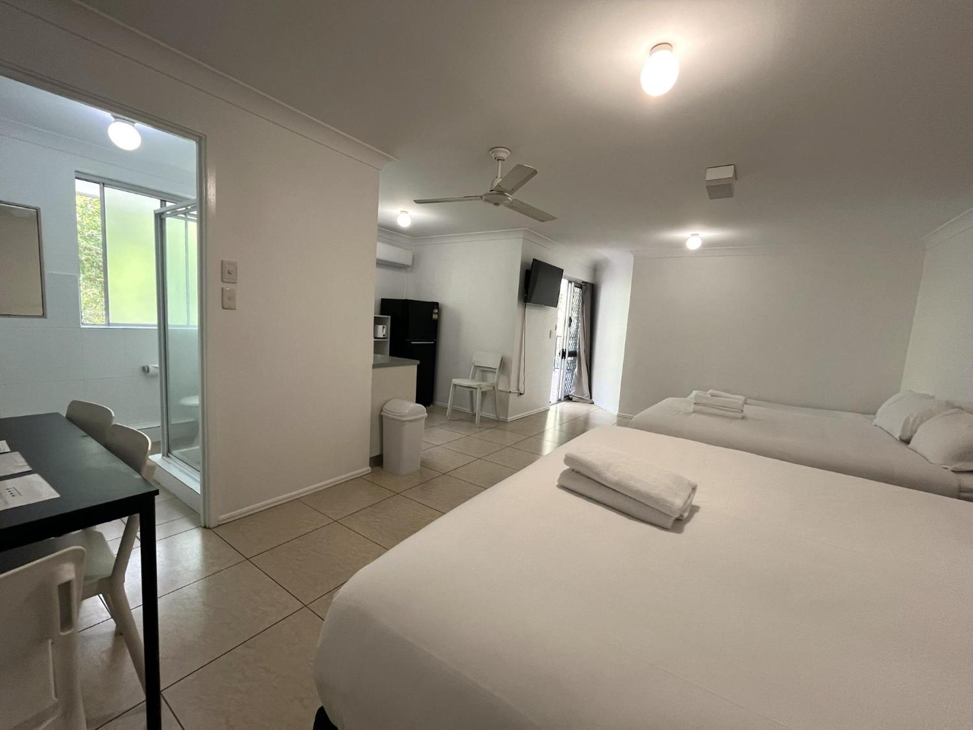 Browns Broadbeach Gold Coast Exterior foto
